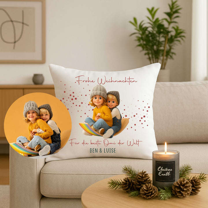Personalisierte Fotokissen mit individuellem Cartoon-Portrait und Namen als Geschenk für Oma, Mama, Papa und Kinder, inklusive Inlett und Hülle.