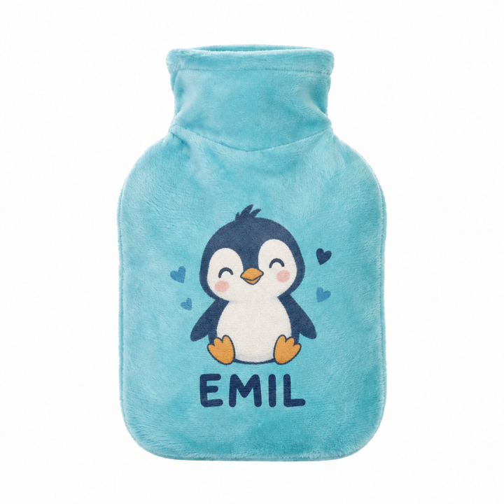 Personalisierte Kinderwärmflasche in Eisblau mit Pinguin-Motiv und Name Emil