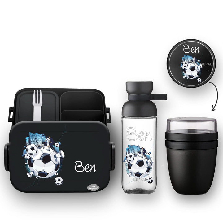 Personalisierbares Mepal Pausenset mit Namen – Bento-Brotdose, Trinkflasche und Lunchpot – Motiv Fußball