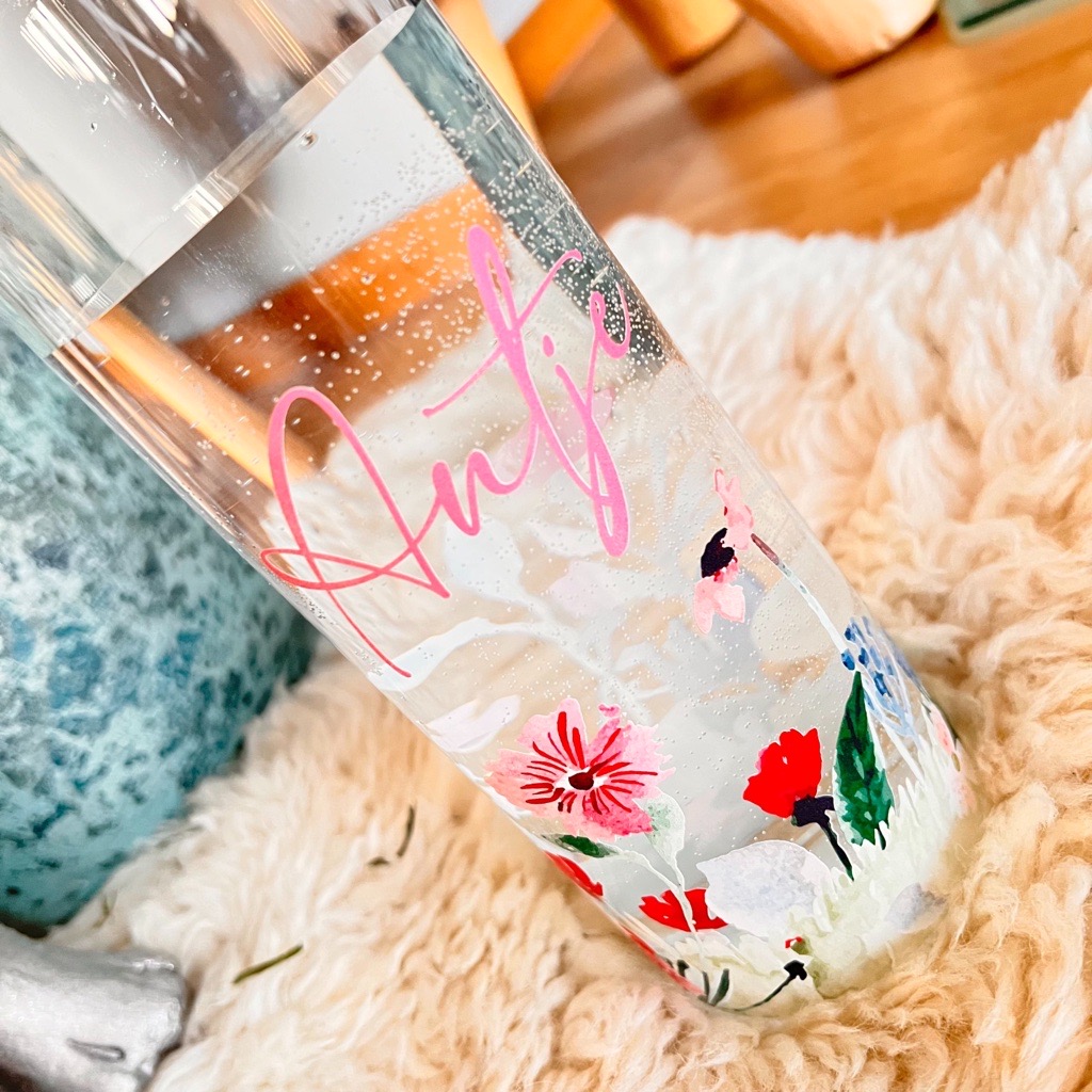 Glasflasche Luna mit Name personalisiert Motiv Blumenwiese