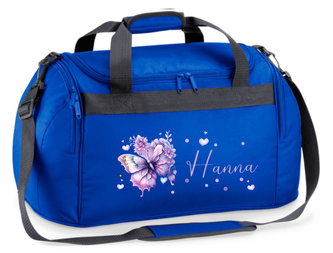 Sporttasche 26L in Royal Blau mit Name und Schmetterling mit Herzen