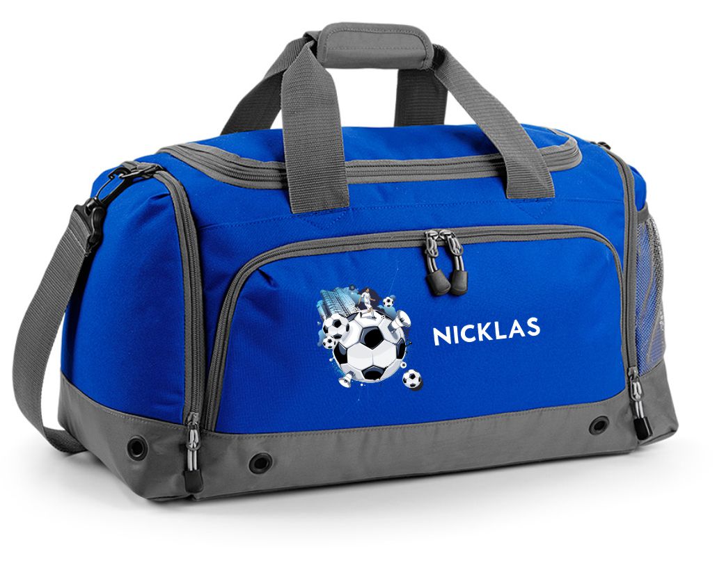 Multi-Sporttasche 41L mit Schuhfach und Feuchtfach in Royalblau mit Name und Fußball Soccer City